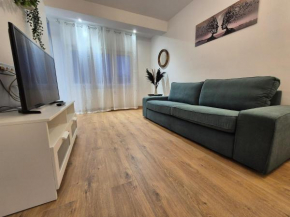 1A142 Moderno apartamento de 3 dormitorios